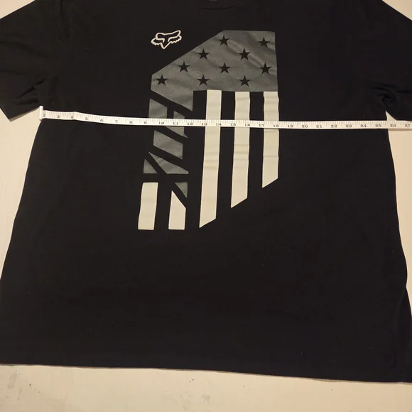 Fox Men's Black and Gray Graphic Tee - Picture 8 of 9